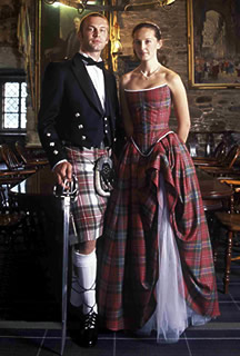 Scottish Couple Outfit
